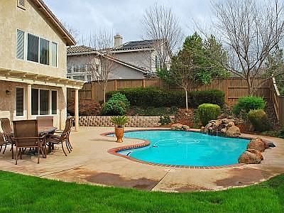 2nd image of 6024 Sundale Ct