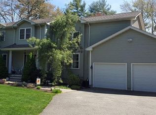 31 Dunham Rd, Assonet, MA 02702