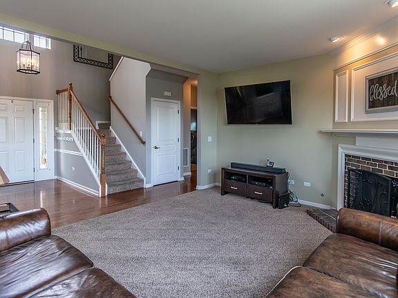 3rd image of 16932 S Alder Dr