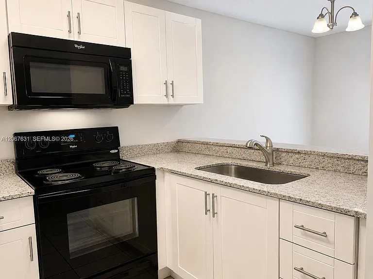 9221 SW 138th Pl #9221 — Photo 5