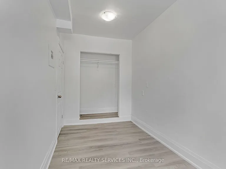104 Sherman Ave S #4 — Photo 11