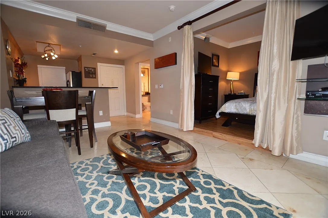 1 bed, 1.0 bath, 530 sqft, $1,500 — Photo 1