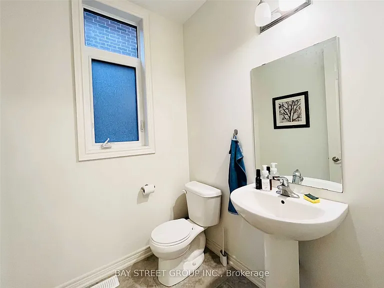 25 McIsaac Dr — Photo 7