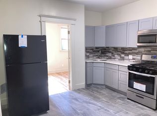 1050 Park Pl #1R, Brooklyn, NY 11213
