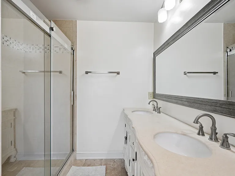 6306 Dunaway Ct — Photo 47