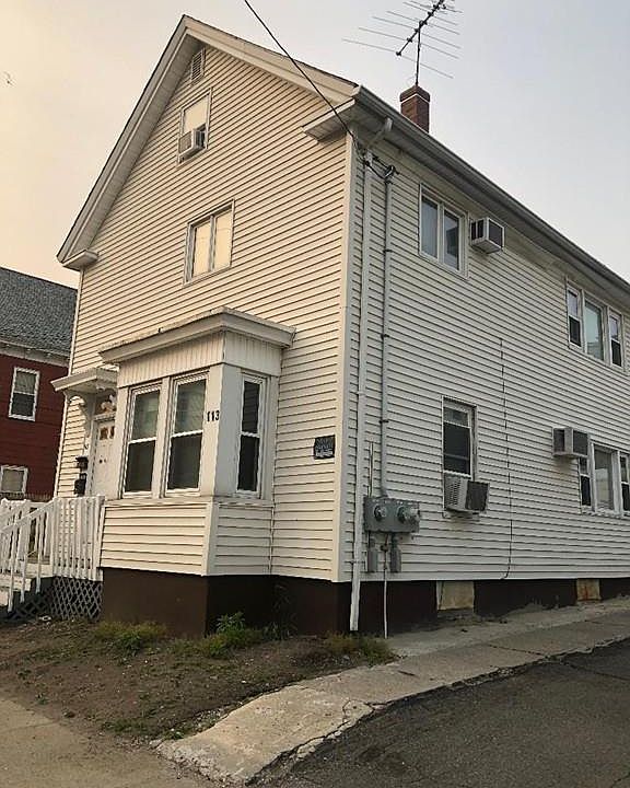 2nd image of 113 Oxford St