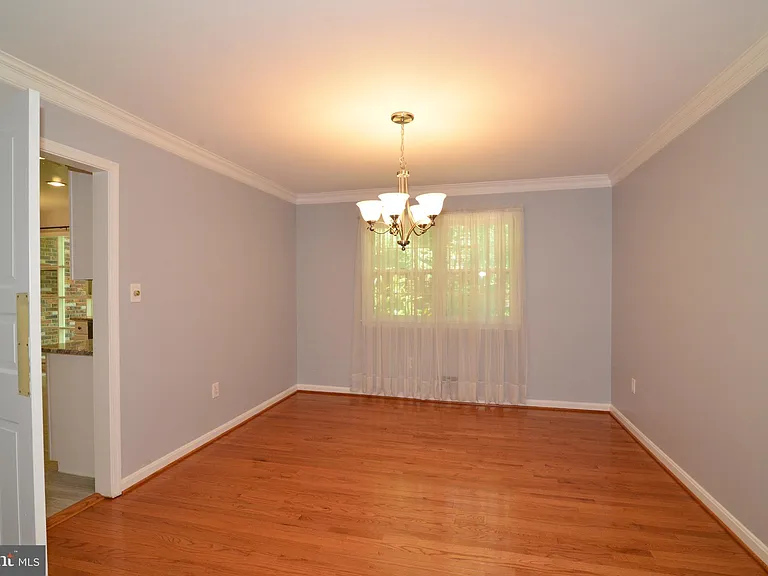 1317 Forestwood Dr — Photo 30