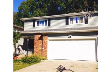 2177 Halcyon Rd, Beachwood, OH 44122