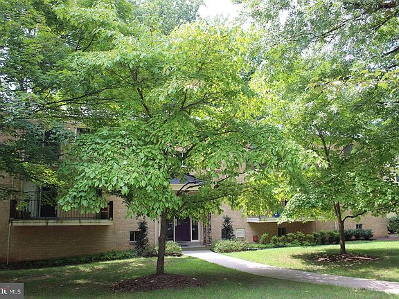 2nd image of 10625 Montrose Ave APT 202