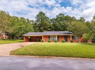 110 Briarwood Rd, Natchez, MS 39120