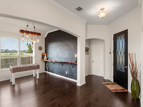 3rd image of 3517 Montadale Ave