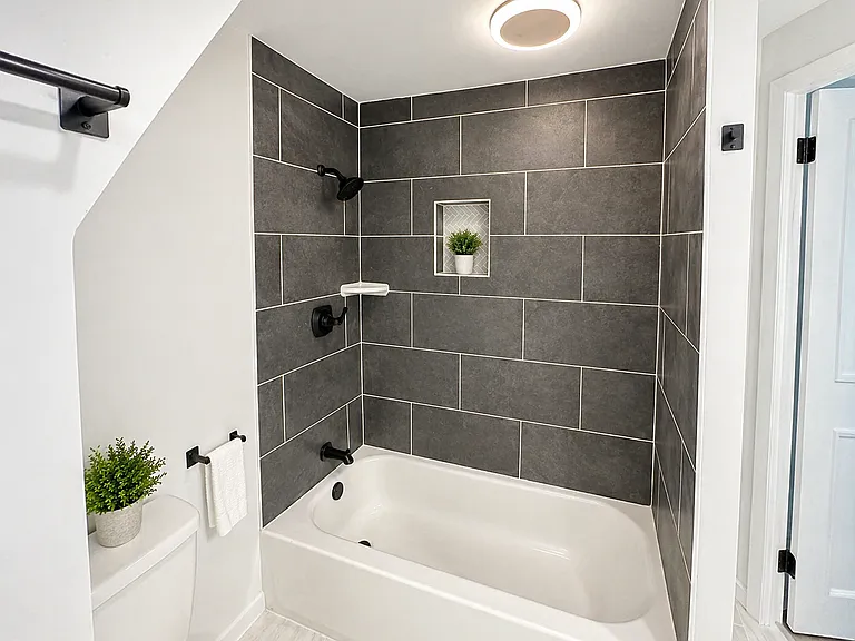 2323 Patterson Ave #2 — Photo 7