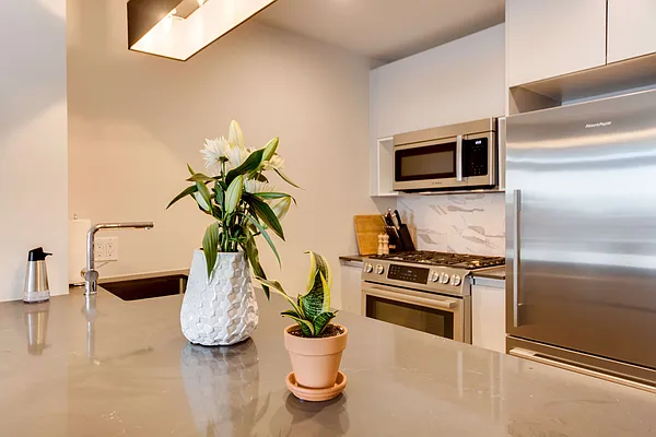 Rented by Common Living, Inc. | media 15