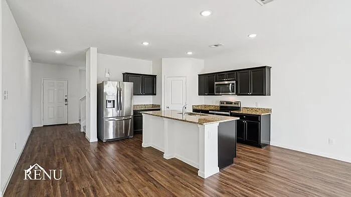 545 London Dr #545LD — Photo 7