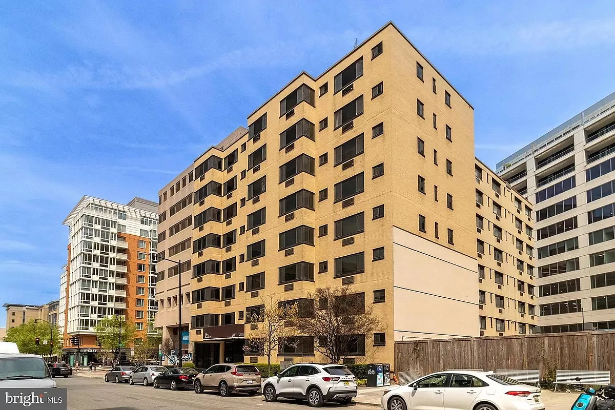 Building Photo - 2141 I St NW #610