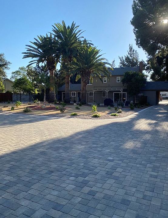 2nd image of 9802 Farralone Ave