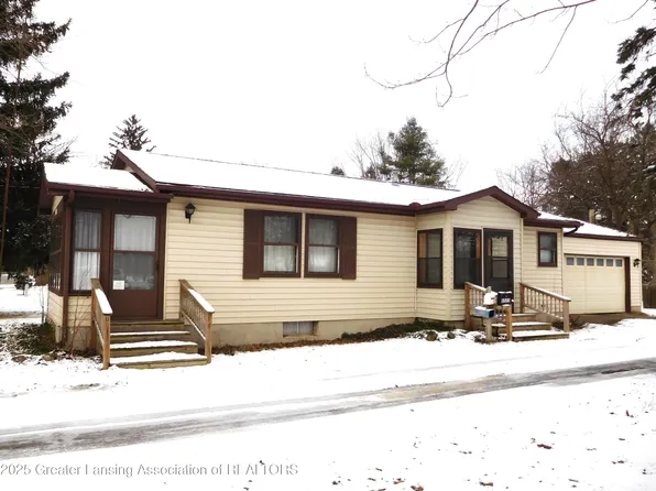 6523 S Washington Ave, Lansing, MI 48911