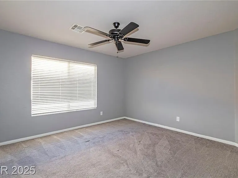 2121 Whitebirch Ln — Photo 18