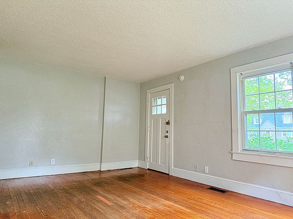 3rd image of 212 N Shipley St