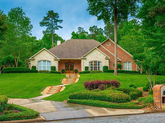 2nd image of 179 Willow Dr