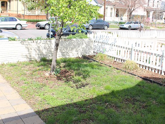 2nd image of 1042 N Lipan St