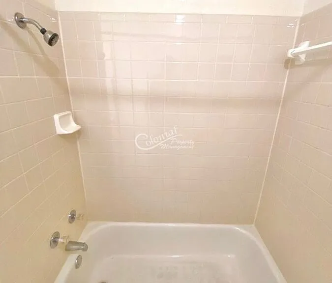 4304 Deek Dr #B — Photo 8