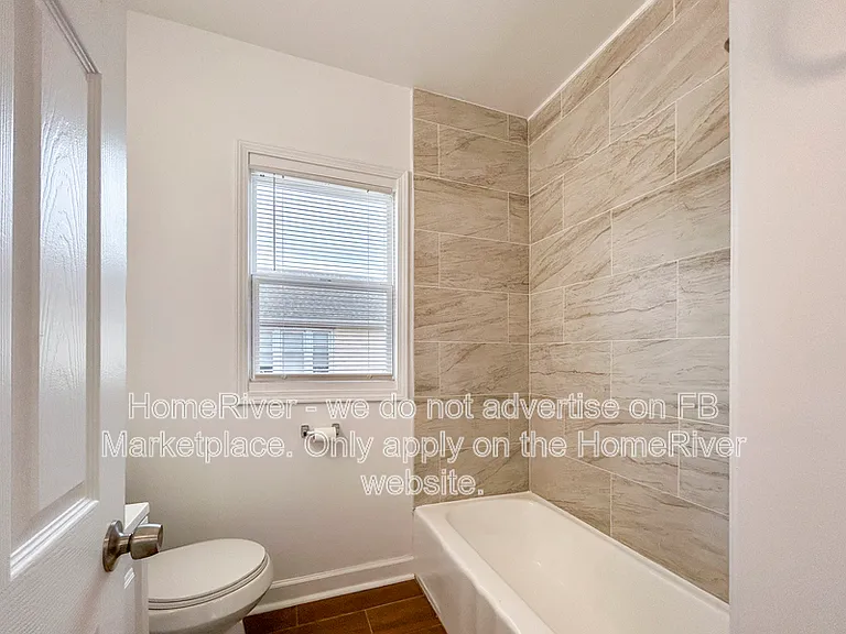 10046 S Perry Ave — Photo 22