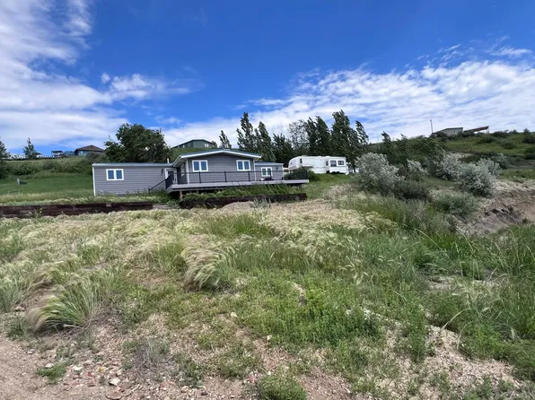 3 Cancun Beach Rd, Mandaree, ND 58757