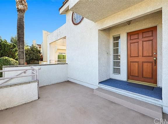 4th image of 531 N Alhambra Ave