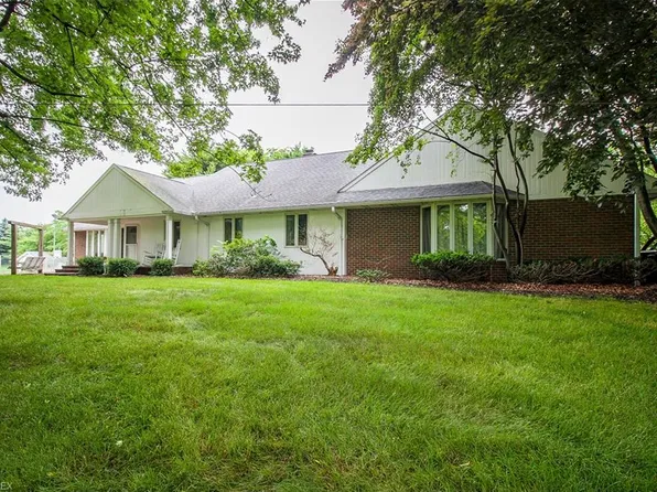 8141 Abbington St NW, Massillon, OH 44646