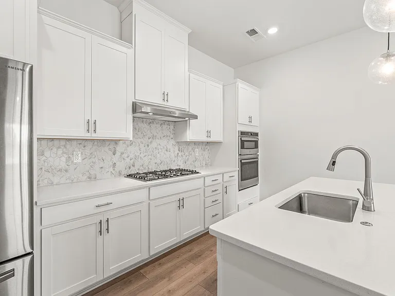 5807 Clear Creek Ln — Photo 13