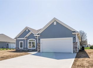 2917 Seminole Way, Piqua, OH 45356