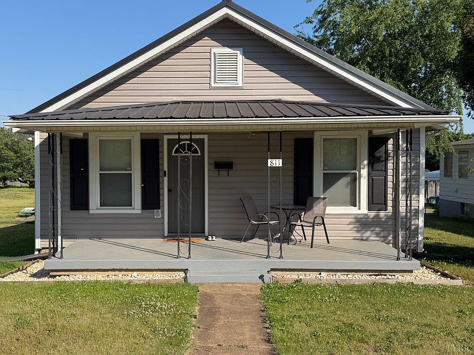 1st image of 811 9th St