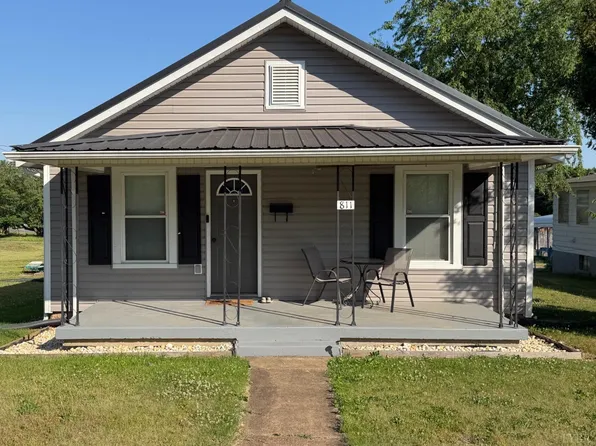 811 9th St, Altavista, VA 24517