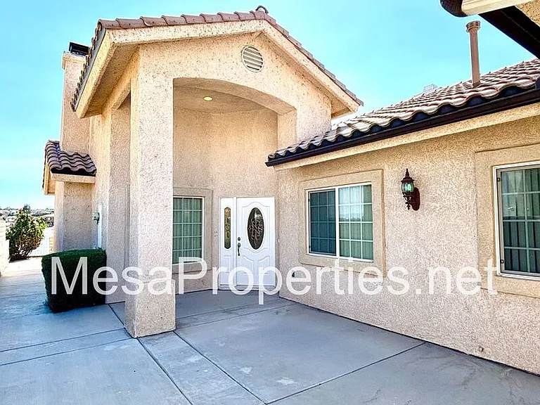 18195 Harbor Dr — Photo 4