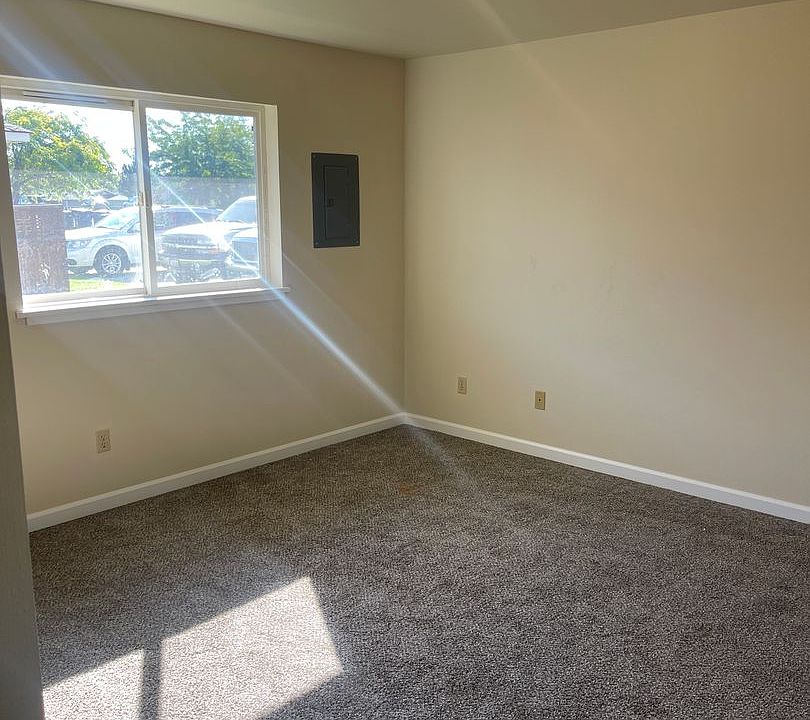 1st image of 1011 E 19th Ave #A