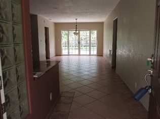 1319 Jackson St, Hollywood, FL 33019