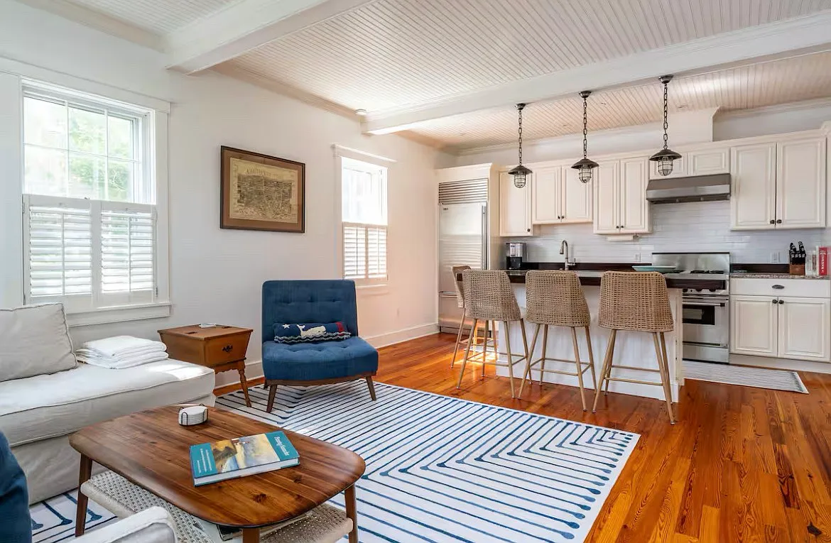 23 W Chester St — Photo 3