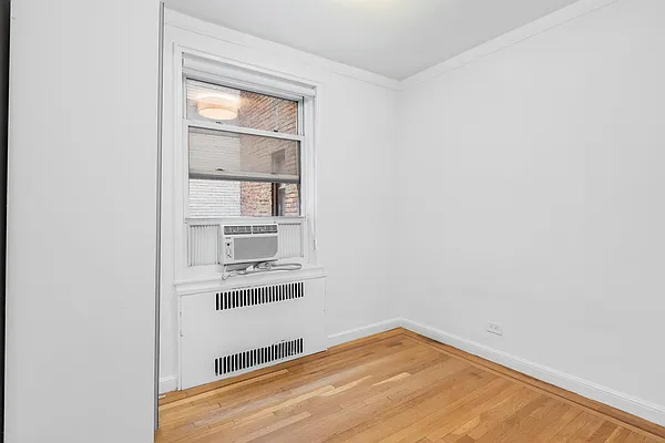 Rented by Brown Harris Stevens | media 35