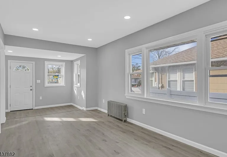 2617 Grasselli Ave — Photo 3