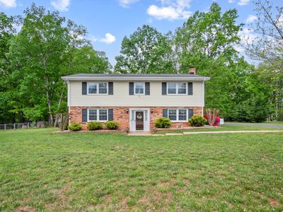 107 Forest Park Dr, Forest, VA, 24551