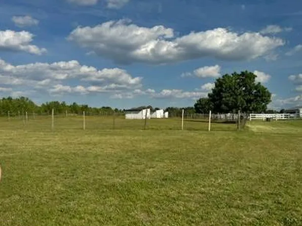 148 Fish Pond Rd, Sewell, NJ 08080