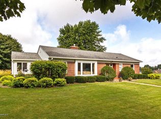 604 Spring St, Kenyon, MN 55946