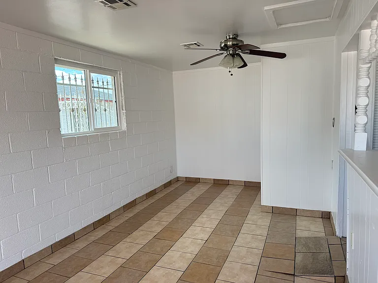 5012 Royal Dr — Photo 28