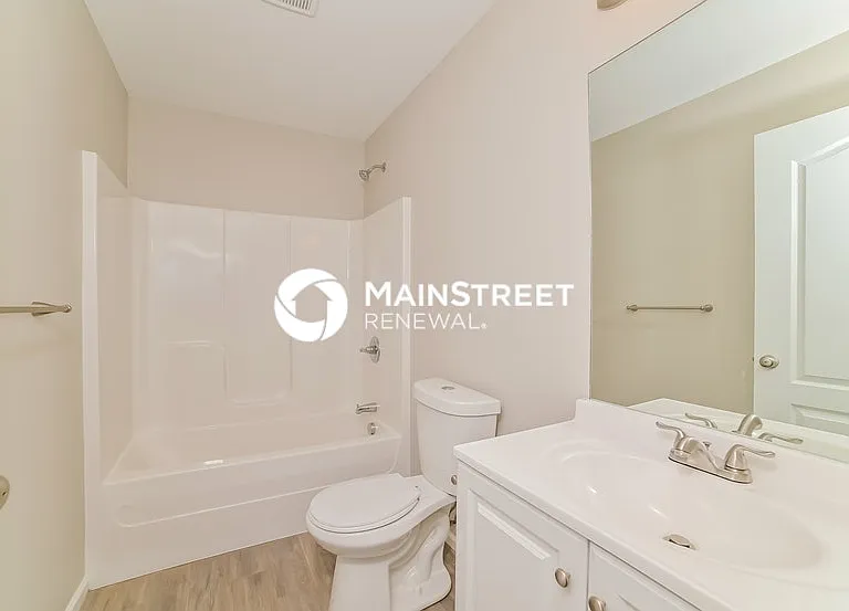 5217 Oakhill Dr — Photo 13