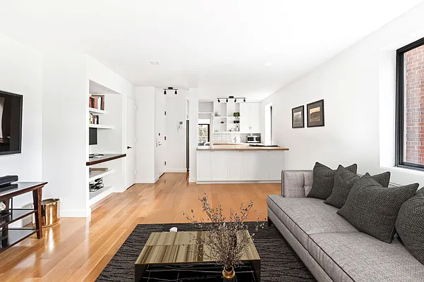 Rented by Compass | media 13