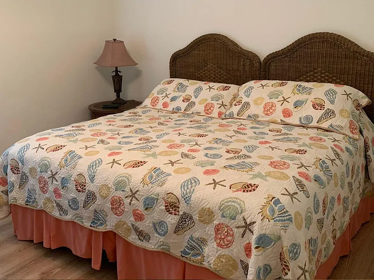 Kingsized bed