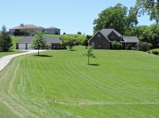 7100 SE 28th Rd, Saint Joseph, MO 64504