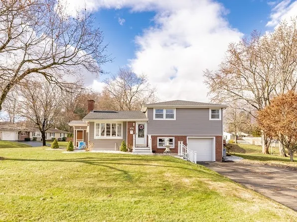 47 Hillside Ave, South Hadley, MA 01075