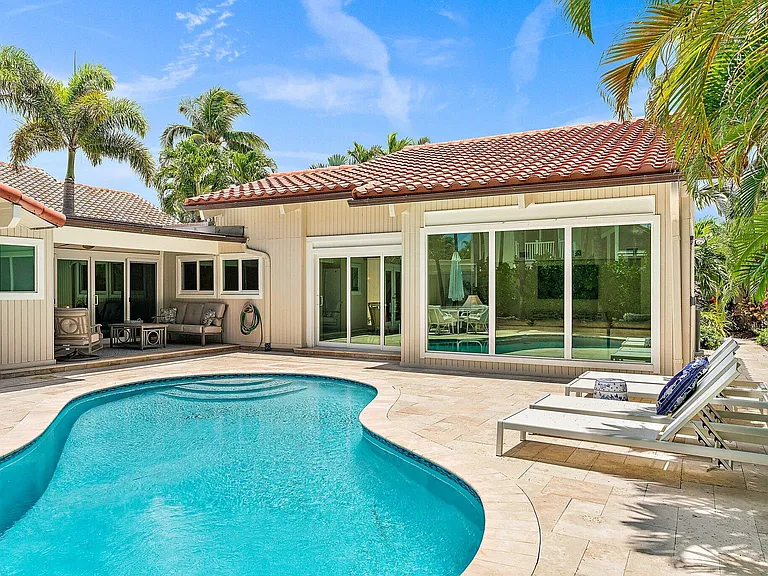 107 Mako Ln — Photo 40